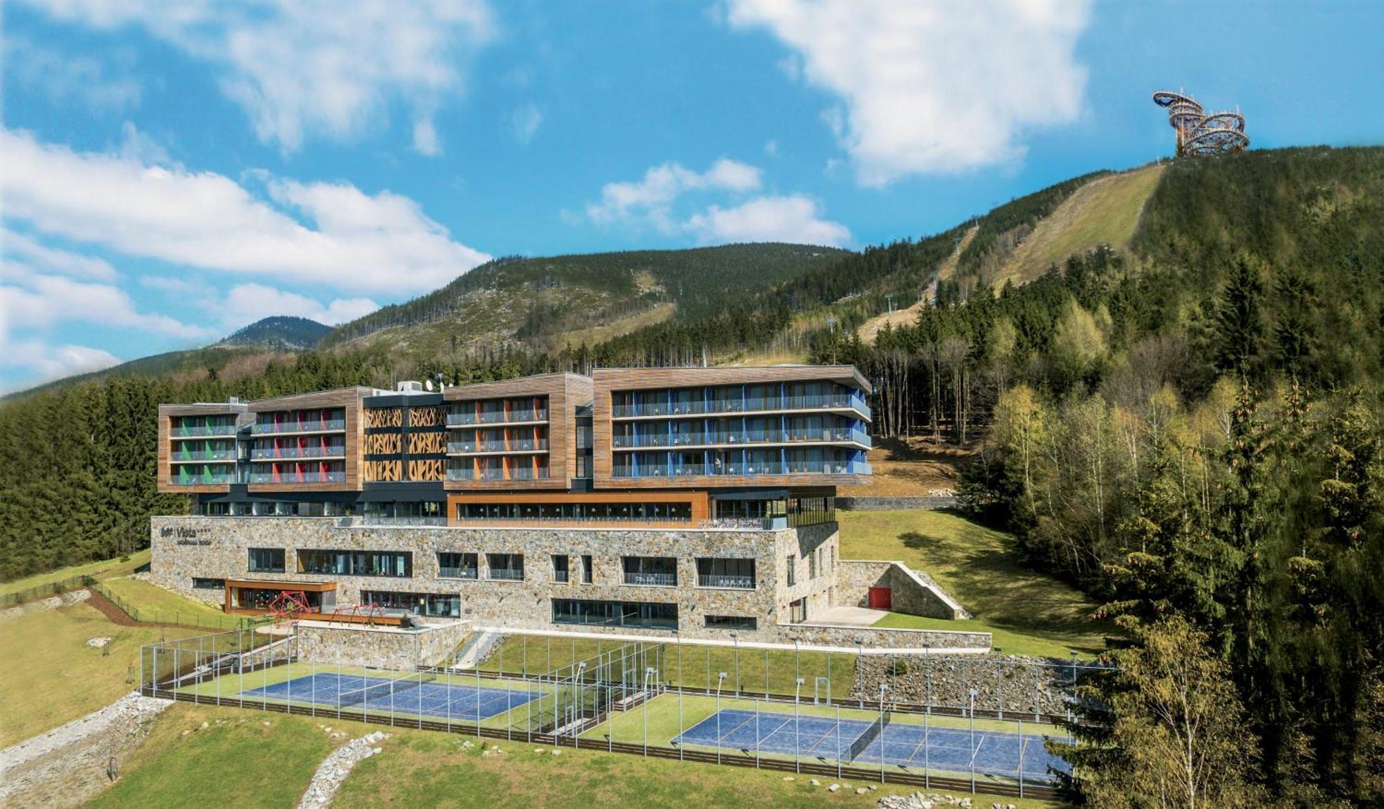 Wellness Hotel Vista Dolni Morava Ngoại thất bức ảnh